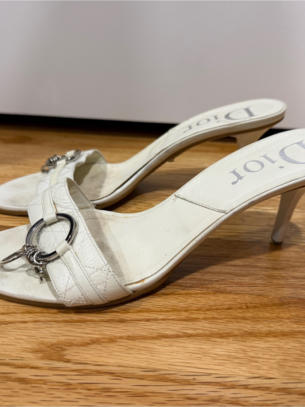 Dior x Galliano Offwhite Leather Slide Mules with Silver D-Ring Charms Sz 38.5 - Picture 2 of 4